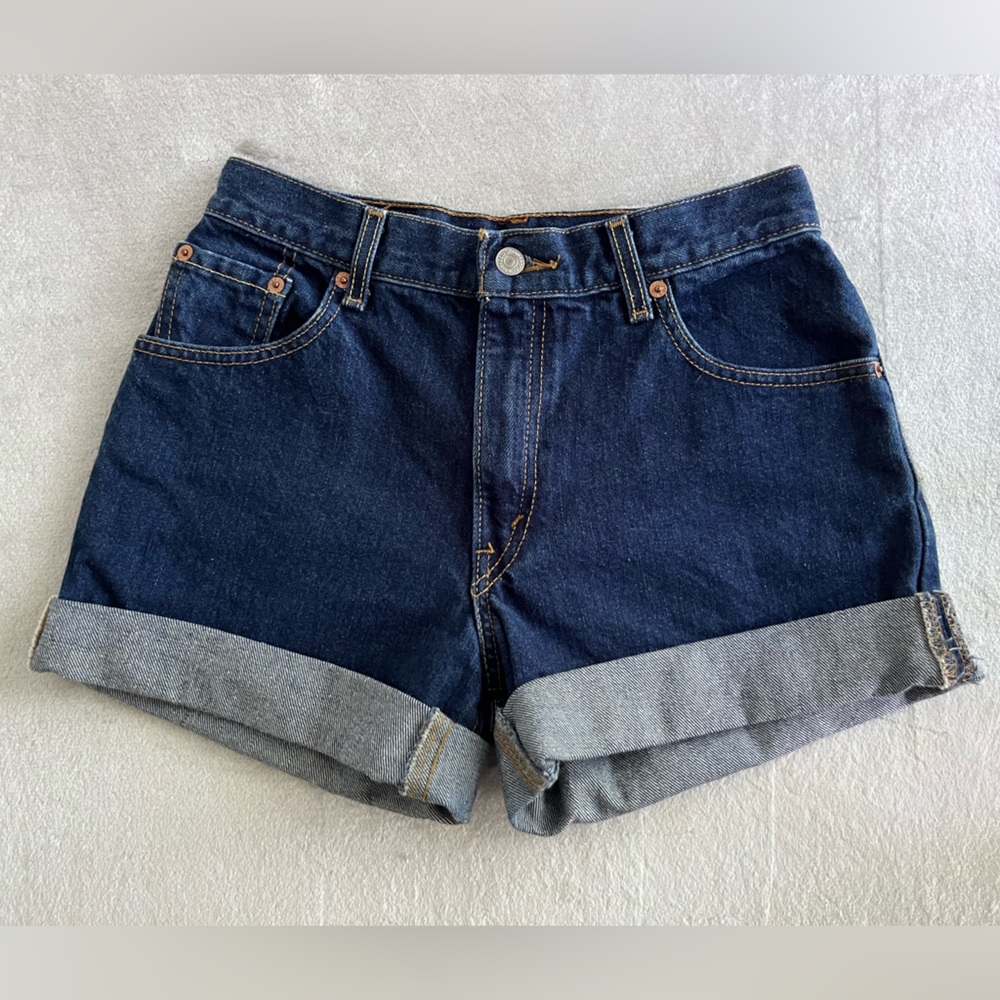 Vintage Levi's Classic Relaxed 550 Jean Cut Off Shorts- Size 6